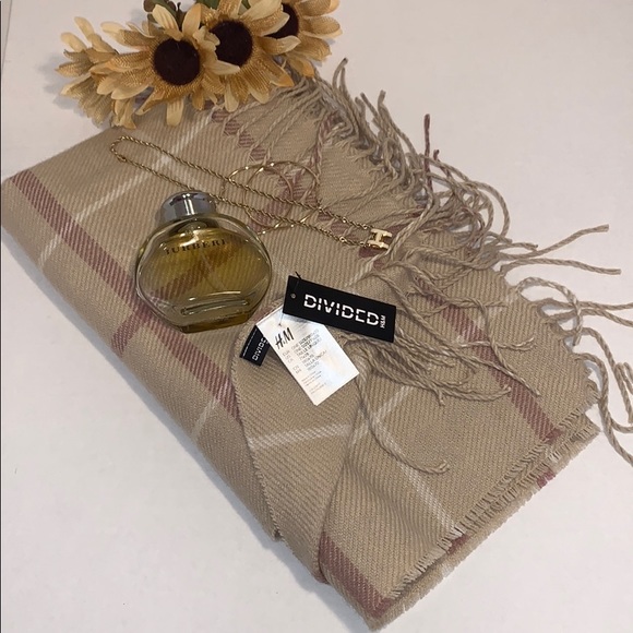 Brand NWT H&M Warm Long Shawl Wraps/Scarves - Picture 8 of 8